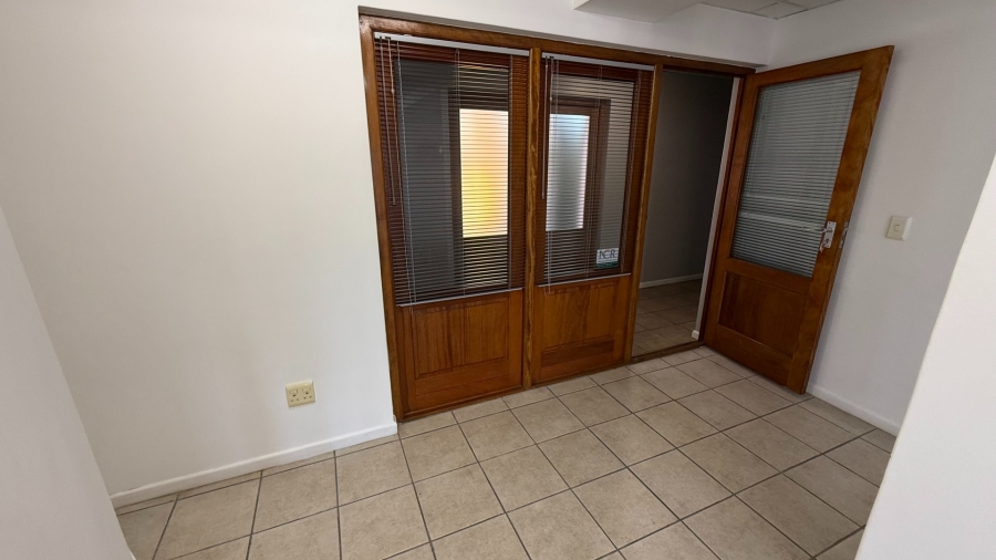 To Let commercial Property for Rent in Knysna Central Western Cape
